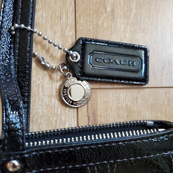 SET of 2 Coach New F19198 Leather Logo Stitched Purse Bag 14x10x4 Wristlet 7.5x5 - Picture 4 of 11